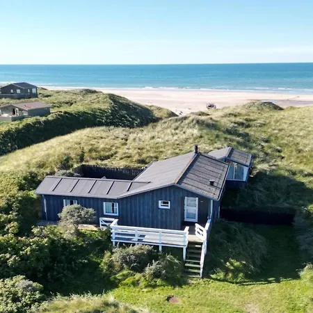 Dom wakacyjny Pihla - 150m From The Sea By Interhome