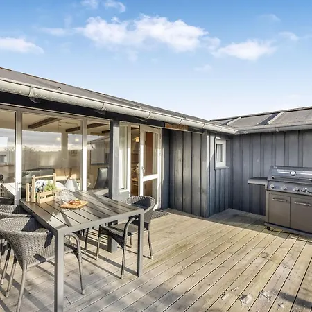 Pihla - 150m From The Sea By Interhome Løkken