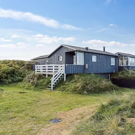 Pihla - 150m From The Sea By Interhome *